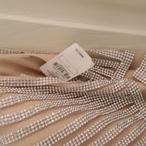 EXCL GRAPHIC BD ILLUS SHEATH DRESS  . SUMMER/FALL DRESS. COLOR NUDE/SILVER